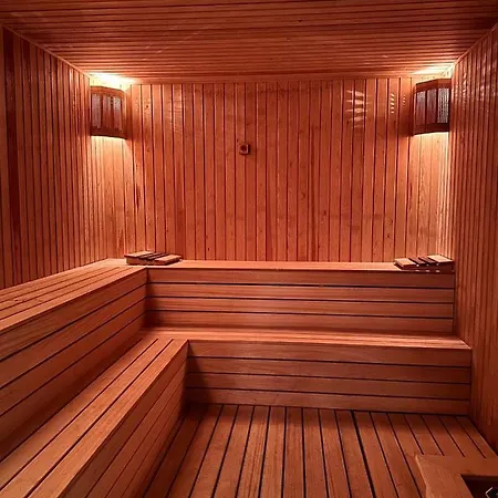 Royal Kate Spa Included, 32Nd Floor Szkopje Kültér fotó